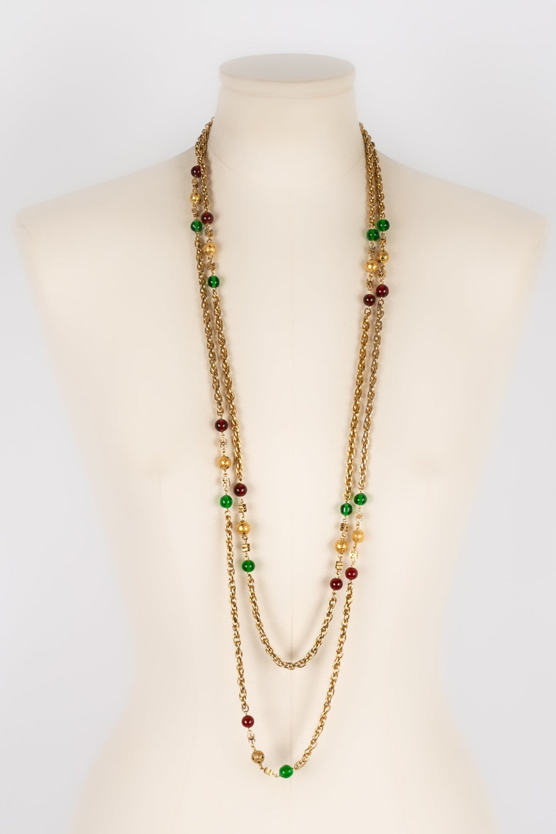 Collier / Sautoir Chanel 1982