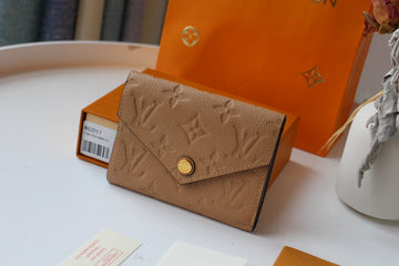 Makersluxeras - Latest - 838
