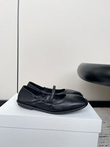 Makersluxe - THR Women Shoes - 406