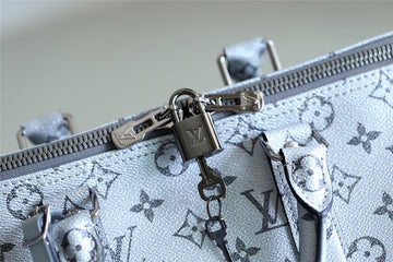 Makersluxe - Louis Vuittons  - 9465