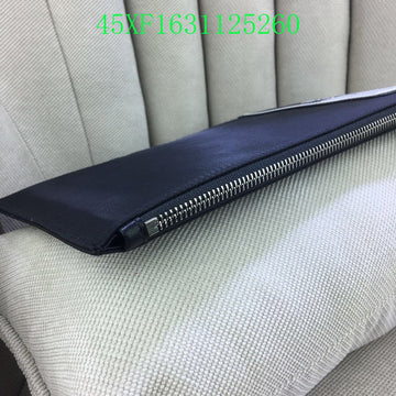 Makersluxeras - PD Wallet - 204