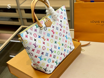 Makersluxe - Louis Vuittons  - 15054