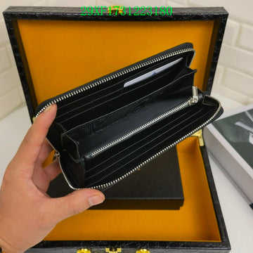 Makersluxeras - PD Wallet - 197