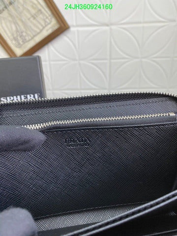 Makersluxeras - PD Wallet - 371