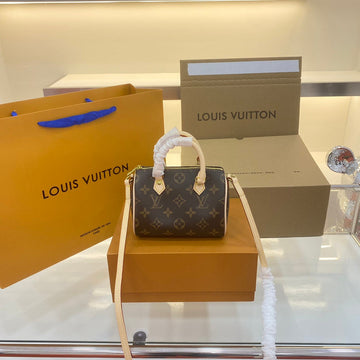 Makersluxe - Louis Vuittons  - 15071