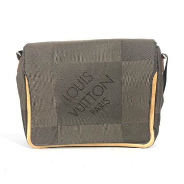 Louis Vuitton Damier Geant Earth  Damier Geant Messenger Bag Shoulder Bag