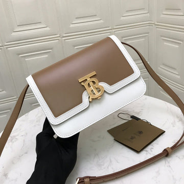 Makersluxeras - Latest - 3505