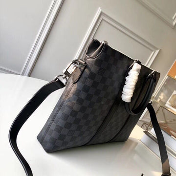 Makersluxe - Louis Vuittons  - 15591