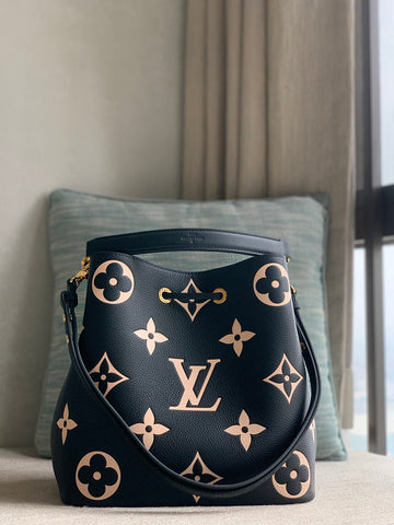 LOV - MLB - 1020