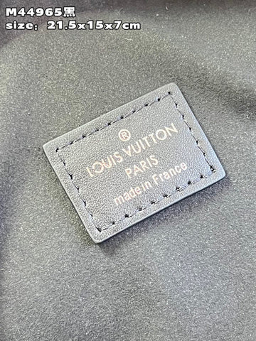 Makersluxe - Louis Vuittons  - 15476