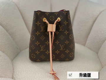 Makersluxe - Louis Vuittons  - 15075