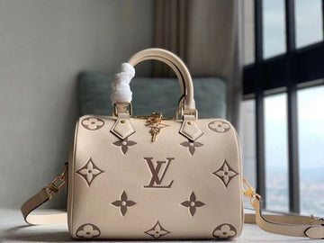 Makersluxe - Louis Vuittons  - 15682