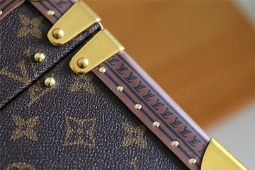 Makersluxe - Louis Vuittons  - 9540