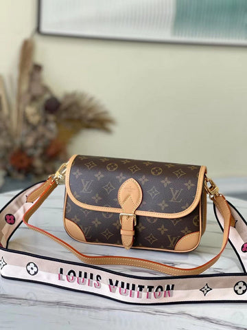 Makersluxe Fashion Lu-Vi bags - 17205