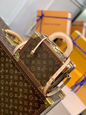 Makersluxe- Louis Vuittons  - 16701