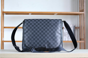 Makersluxe Fashion Lu-Vi bags - 10469