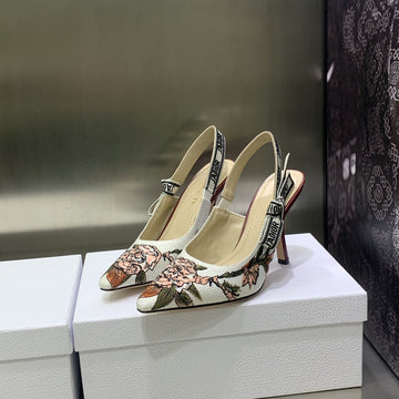 MLB- Makersluxe Shoes - DIR - 575