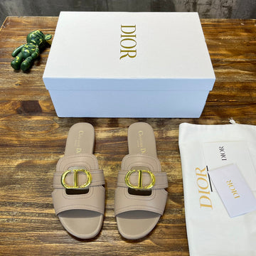 MLB- Makersluxe Shoes - DIR - 485