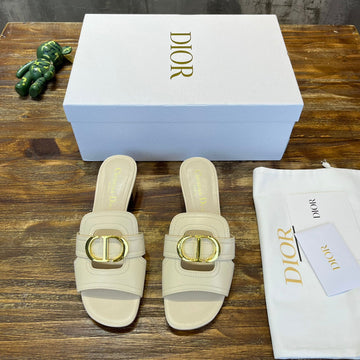 MLB- Makersluxe Shoes - DIR - 496