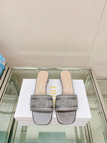 MLB- Makersluxe Shoes - DIR - 225