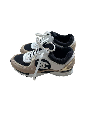 Chanel CC Sneakers, 39