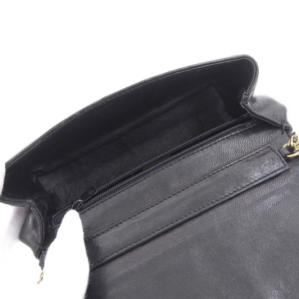 Chanel CC  Leather Mini Chain Shoulder Bag Leather Shoulder Bag in Good condition