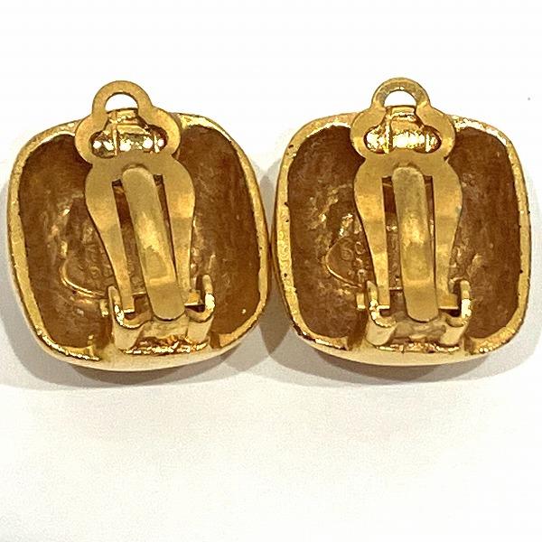Chanel CC Clip On Earrings Metal Earrings in Good condition